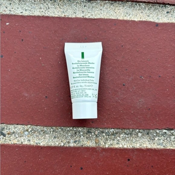 La Mer The Intensive Revitalizing Mask 0.17oz (5ml) - Picture 2 of 2